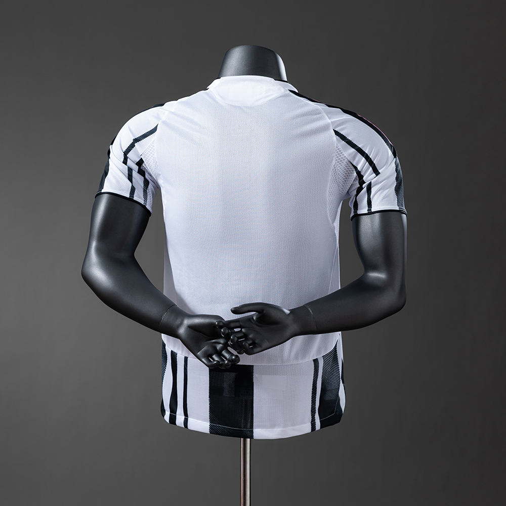 Juventus 25/26 Home Player Version Jersey Foto 2