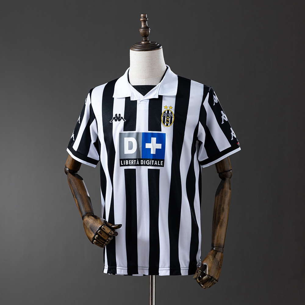 Juventus 99/00 Home Retro Jersey