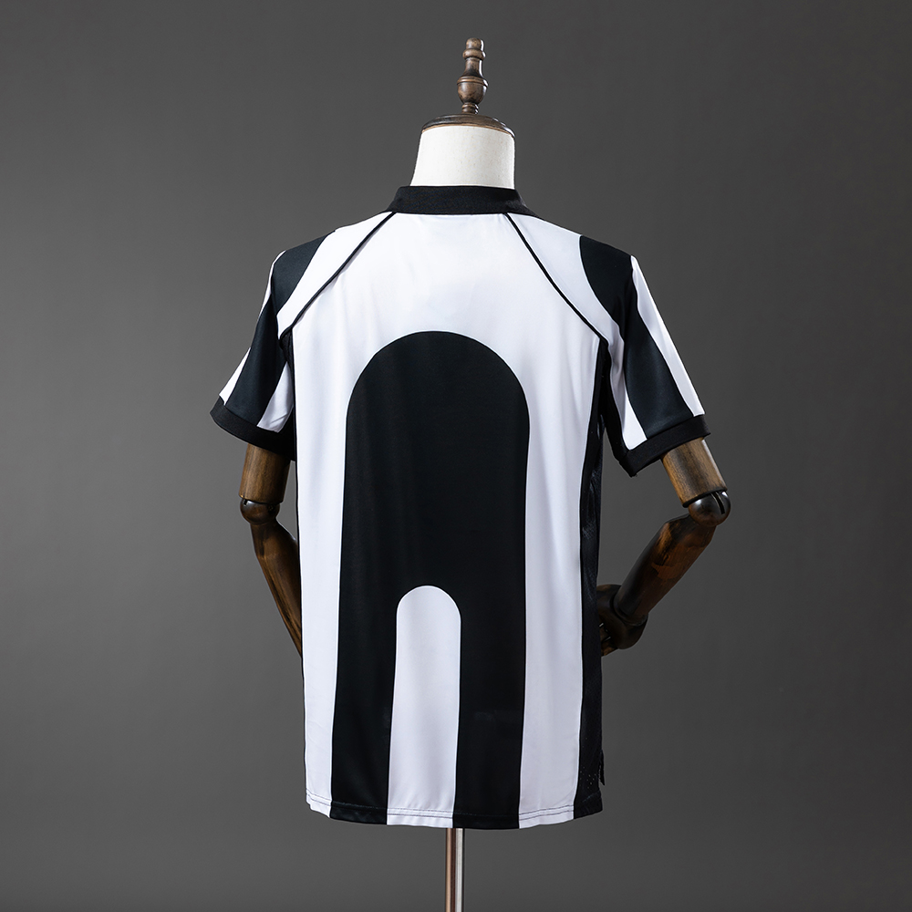 Juventus 97/98 Home Retro Jersey Foto 2
