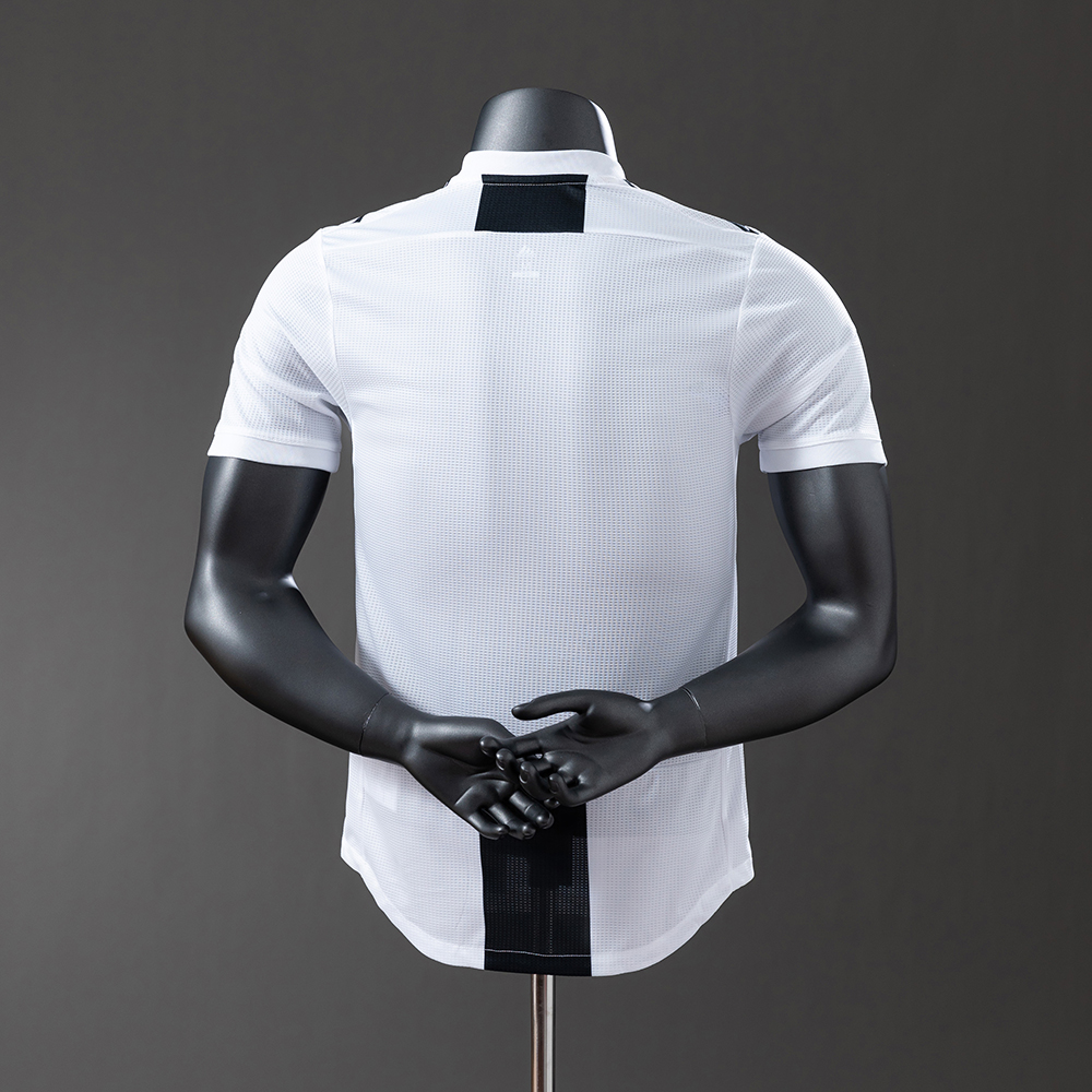 Juventus 18/19 Home Player Version Retro Jersey Foto 2