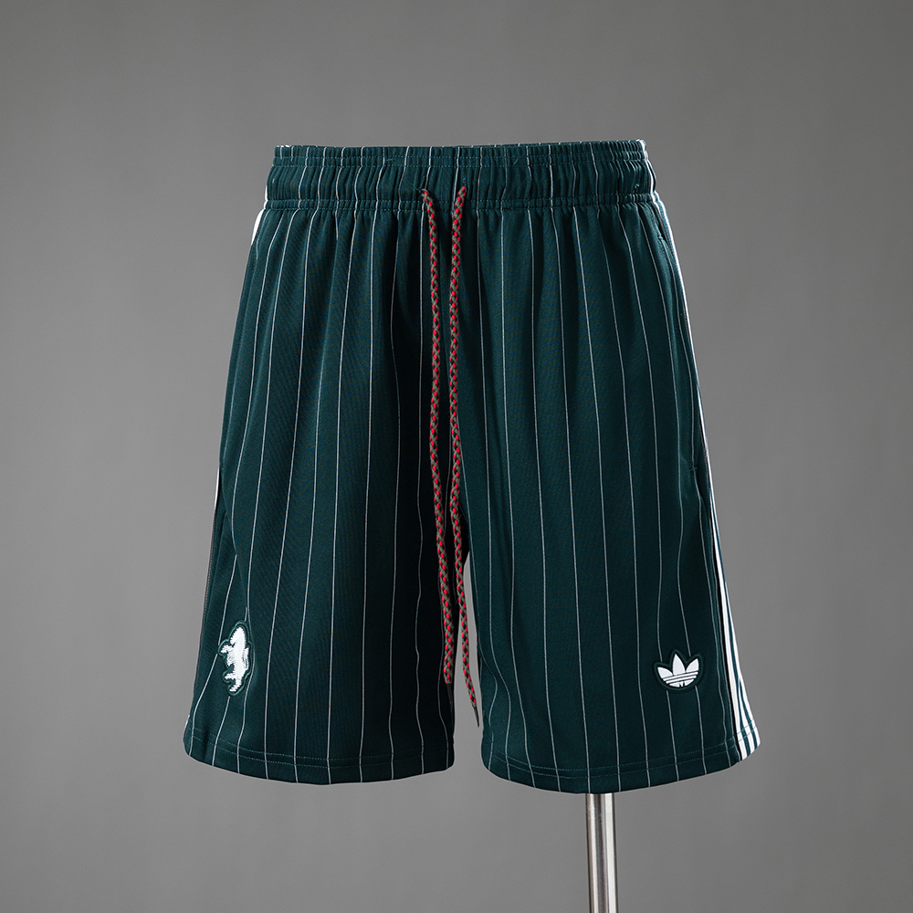 Juventus Terrace Icons Shorts Dark Green
