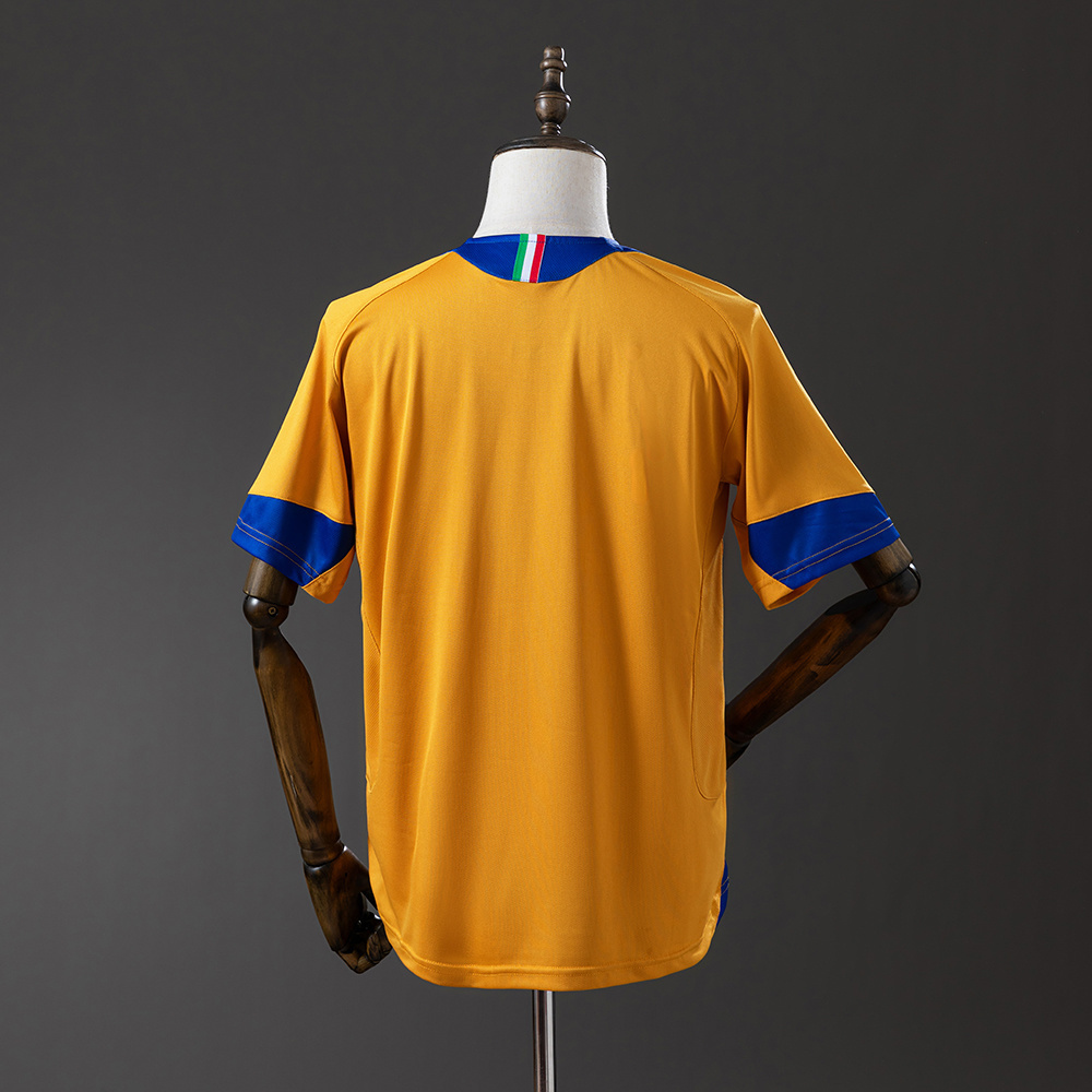 Juventus 05/06 Third Away Retro Jersey Foto 2