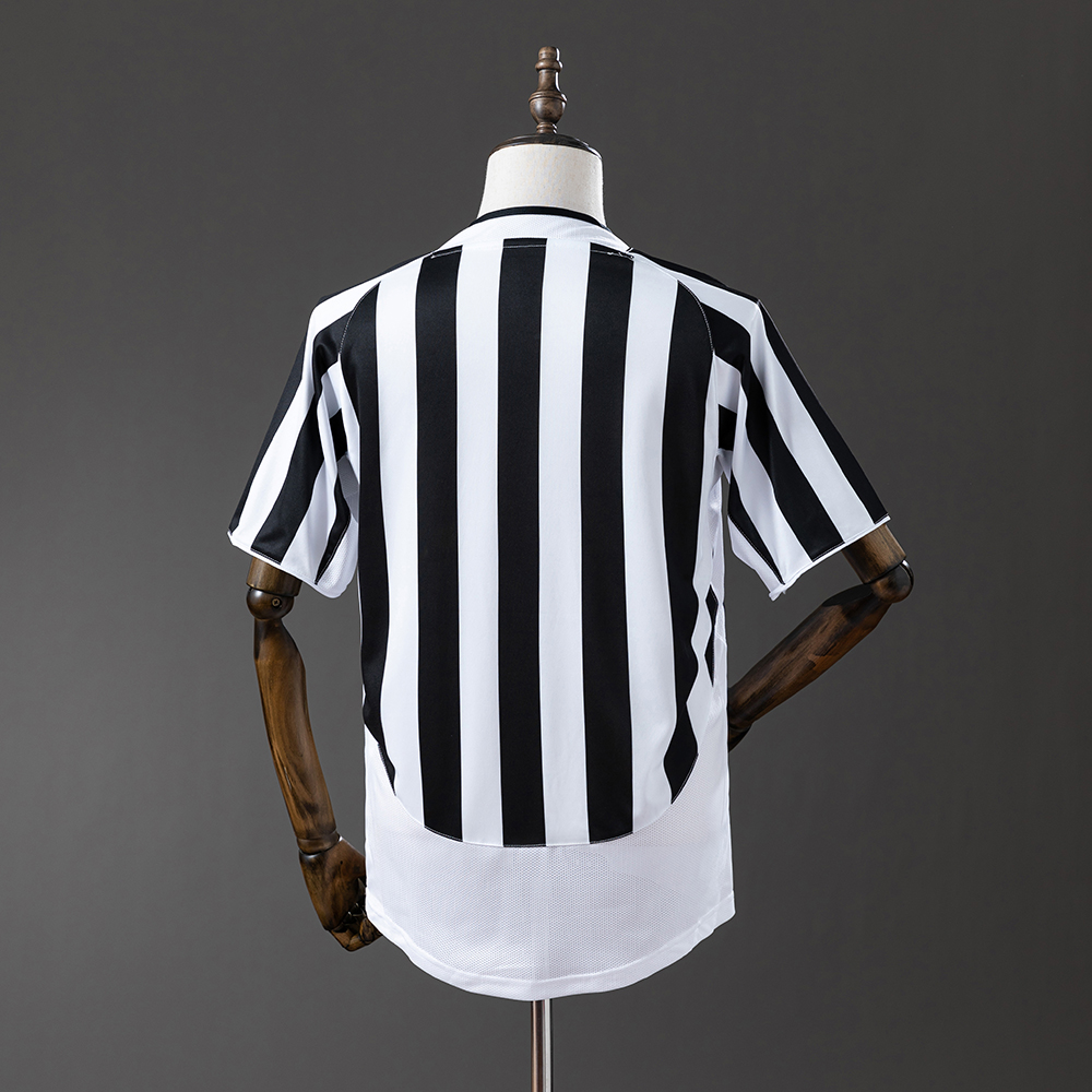 Juventus 03/04 Home Retro Jersey Foto 2