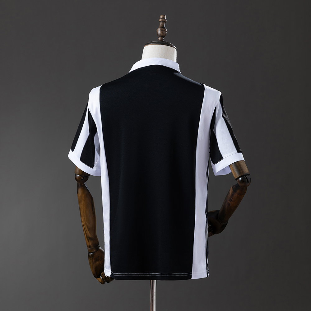 Juventus 17/18 Home Retro Jersey Foto 2