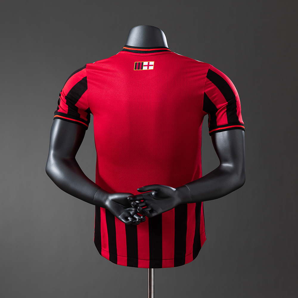 AC Milan 24/25 Retro Special Edition Player Version Jersey Foto 2