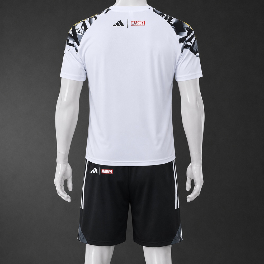 Real Madrid 25/26 White Black Short Sleeve Short Set Foto 2