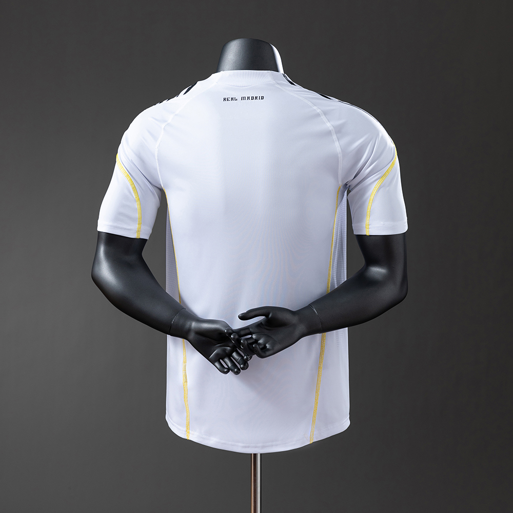 Real Madrid 09/10 Home Player Version Retro Jersey Foto 2
