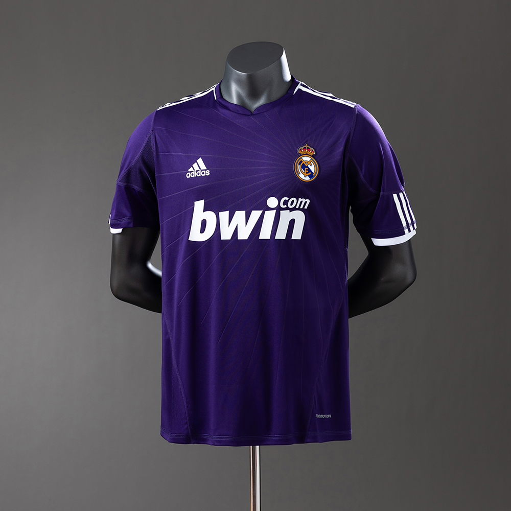 Real Madrid 10/11 Third Away Player Version Retro Jersey