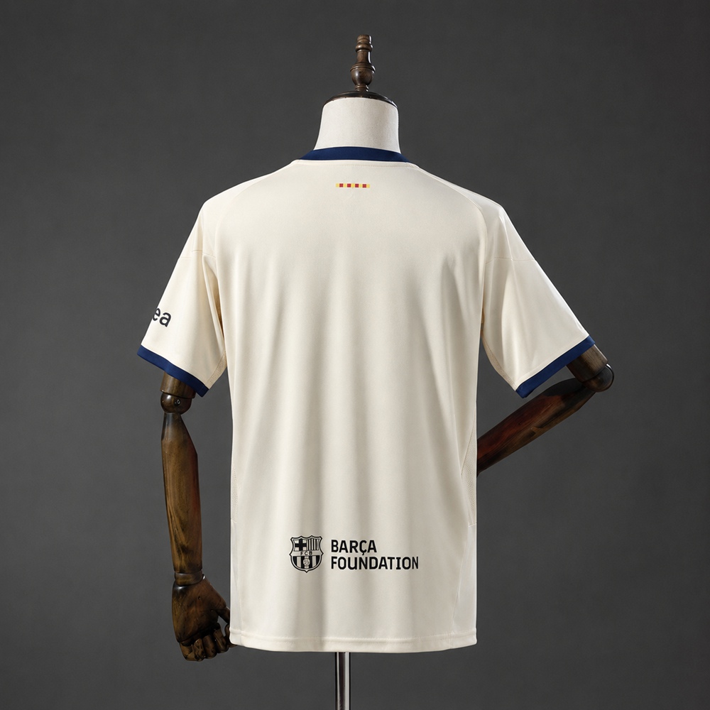 Barcelona 26/27 Fourth Jersey Foto 2