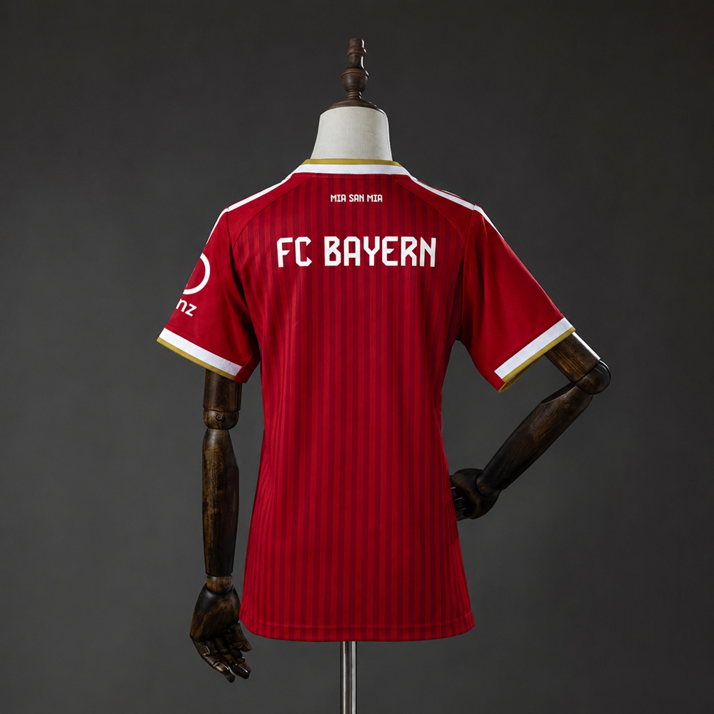 Bayern Munich 26/27 Home Womens Jersey Foto 2