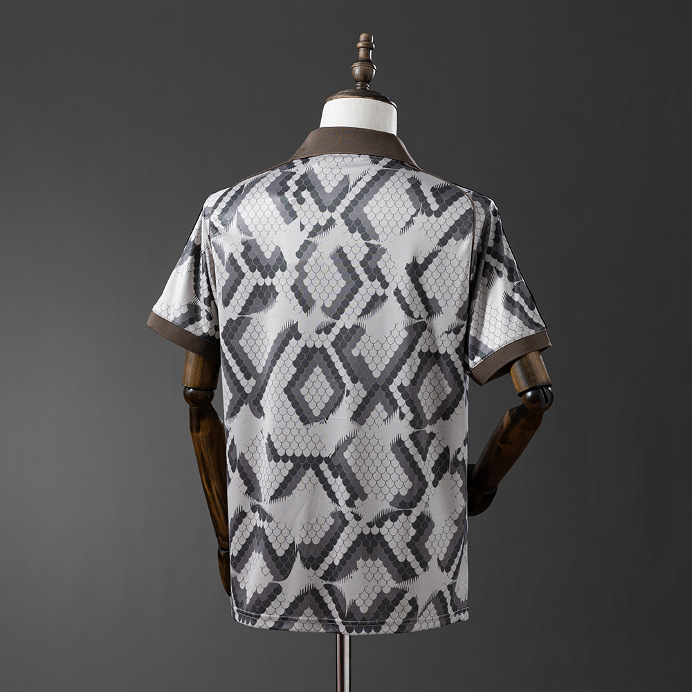 Bayern Munich 25/26 Joint xBSTN Snake Pattern Jersey Foto 2