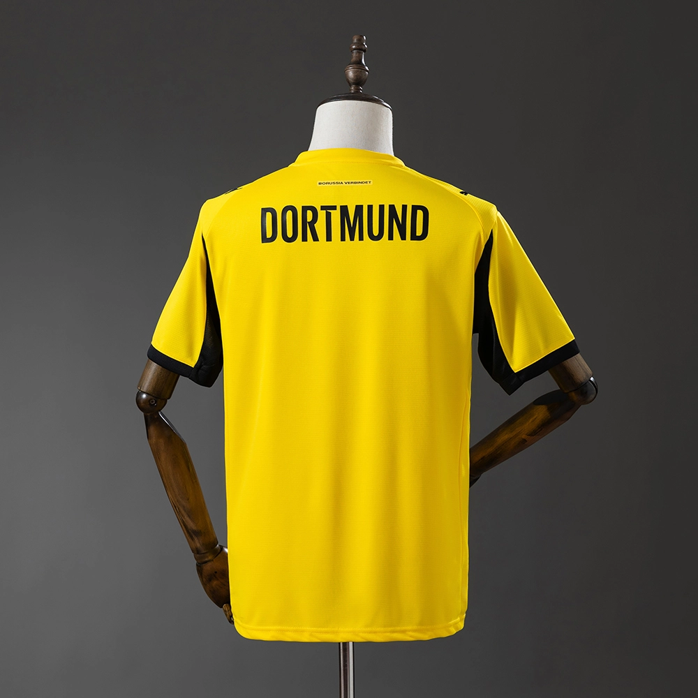 Borussia Dortmund 25/26 Home Jersey Foto 2