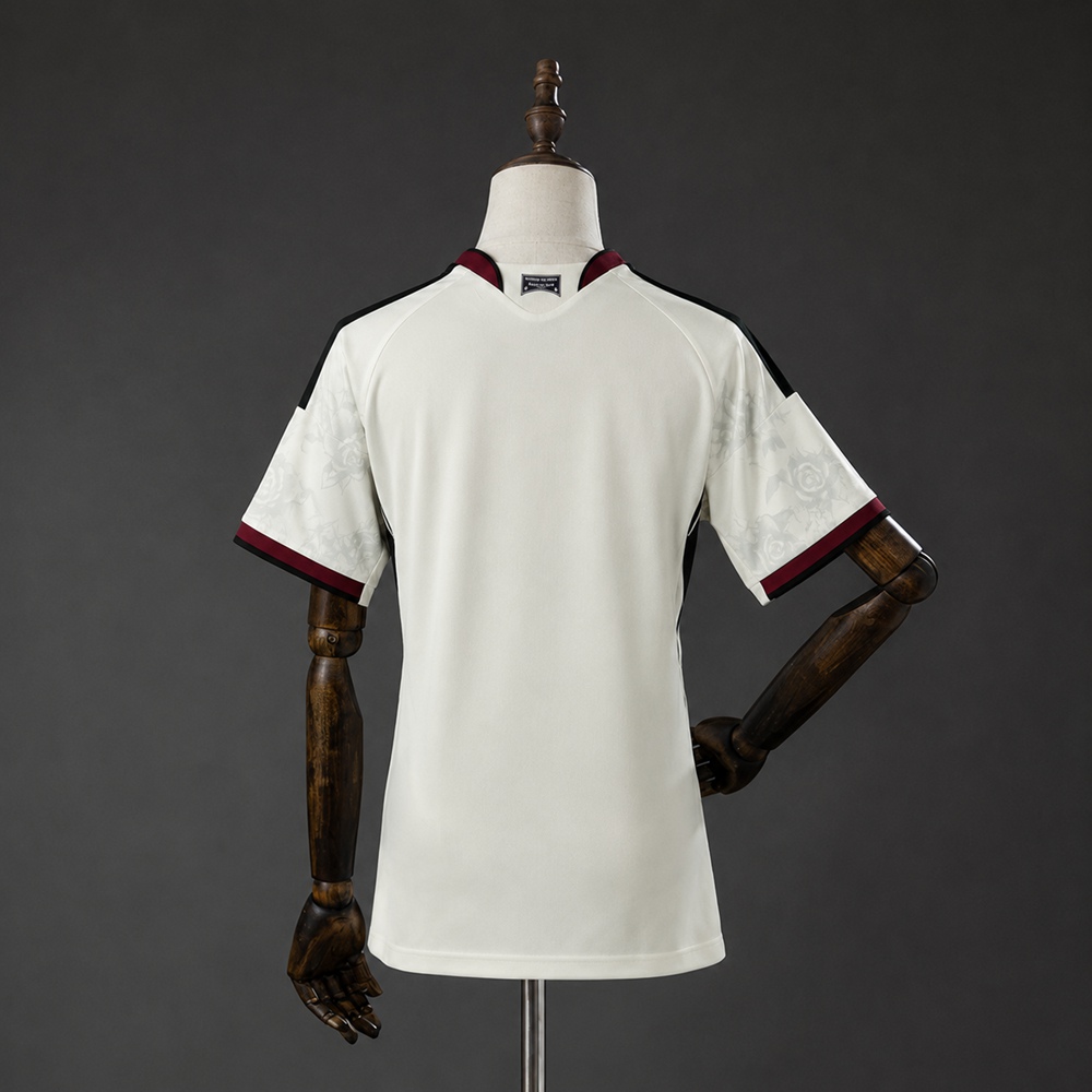 Manchester United 26/27 Third Womens Jersey Foto 2