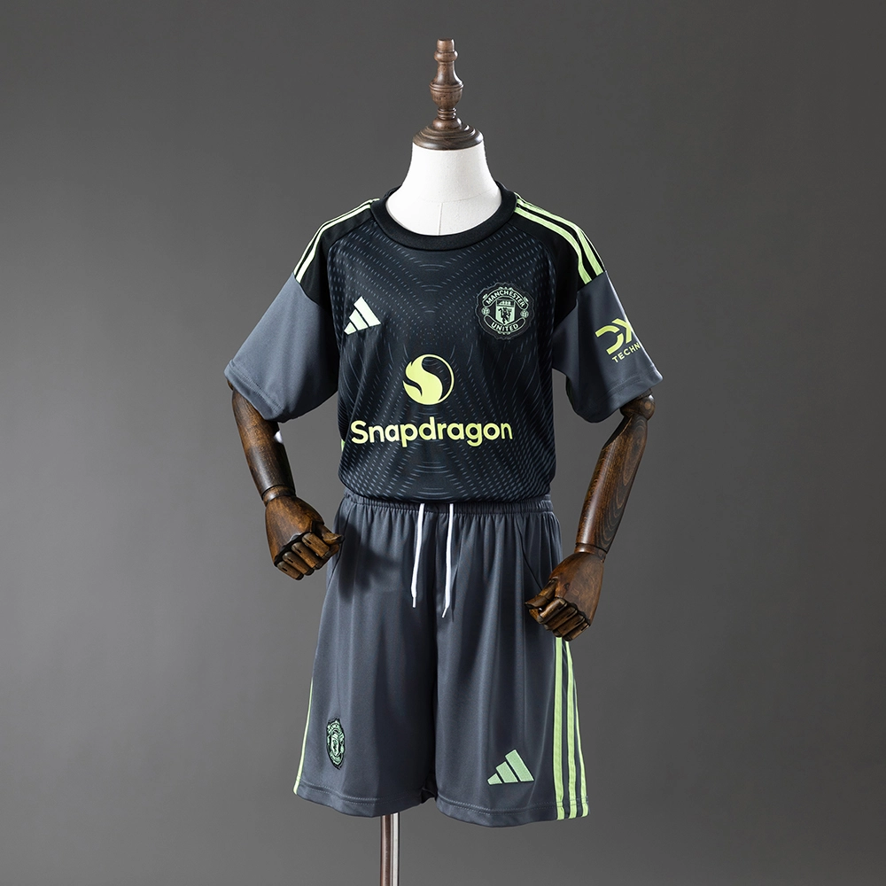 Manchester United 25/26 Goalkeeper Full kids kit Jersey