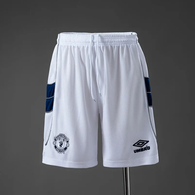 Manchester United 99/00 Home Retro Shorts