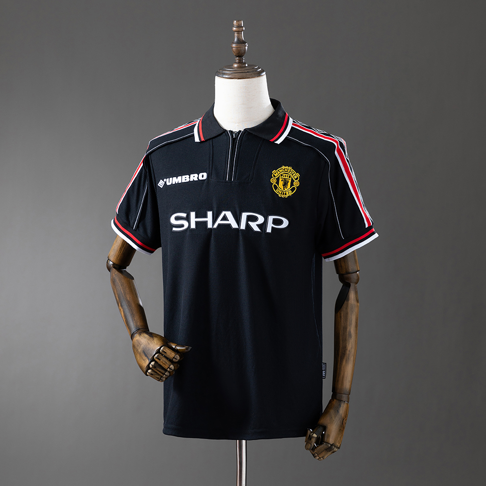 Manchester United 98/99 Black Retro Jersey