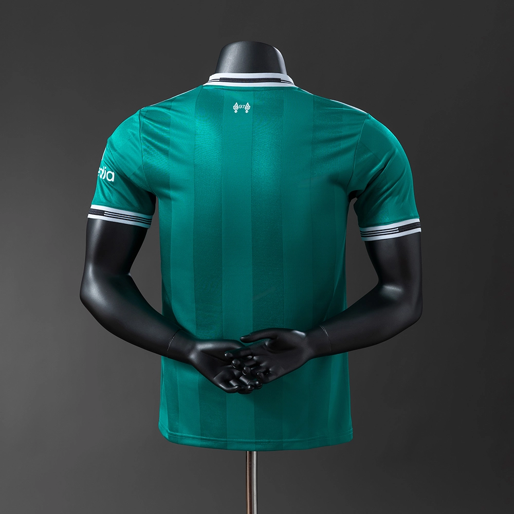 Liverpool 25/26 Player Version Third Away Jersey Foto 2