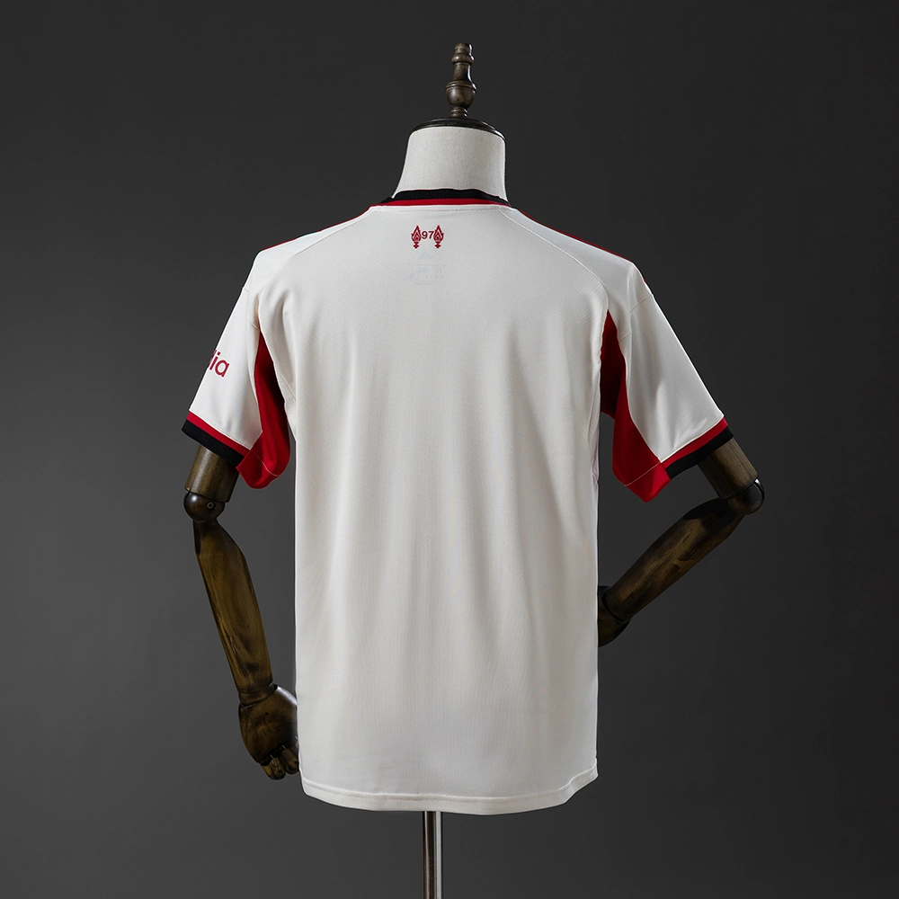 Liverpool 25/26 Away Jersey Foto 2