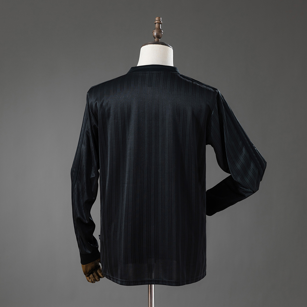 Liverpool 95/96 Retro Long Sleeve Black Jersey Foto 2