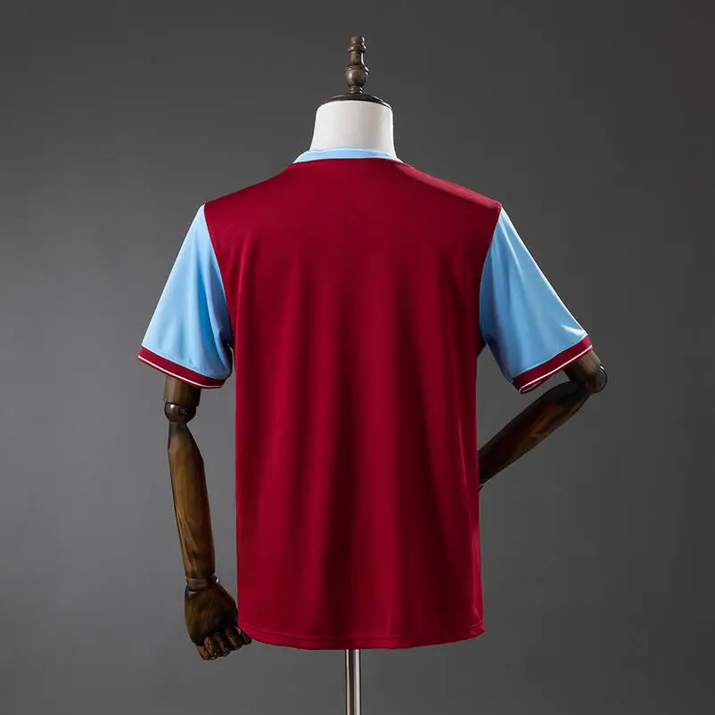 Aston Villa 09/10 Home Retro Jersey Foto 2