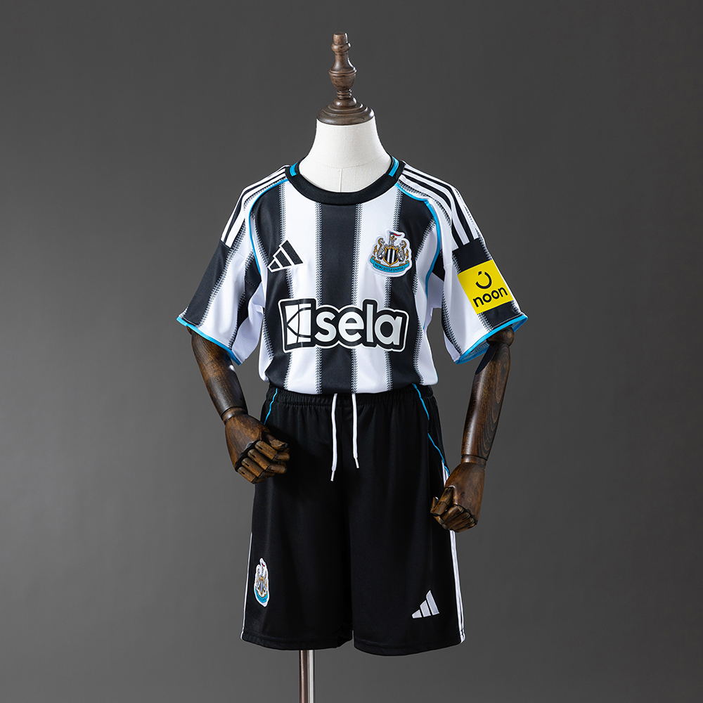 Newcastle United 25/26 Home Full kids kit Jersey