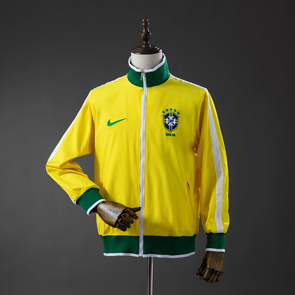 Brazil 10/11 Retro Windbreaker Yellow