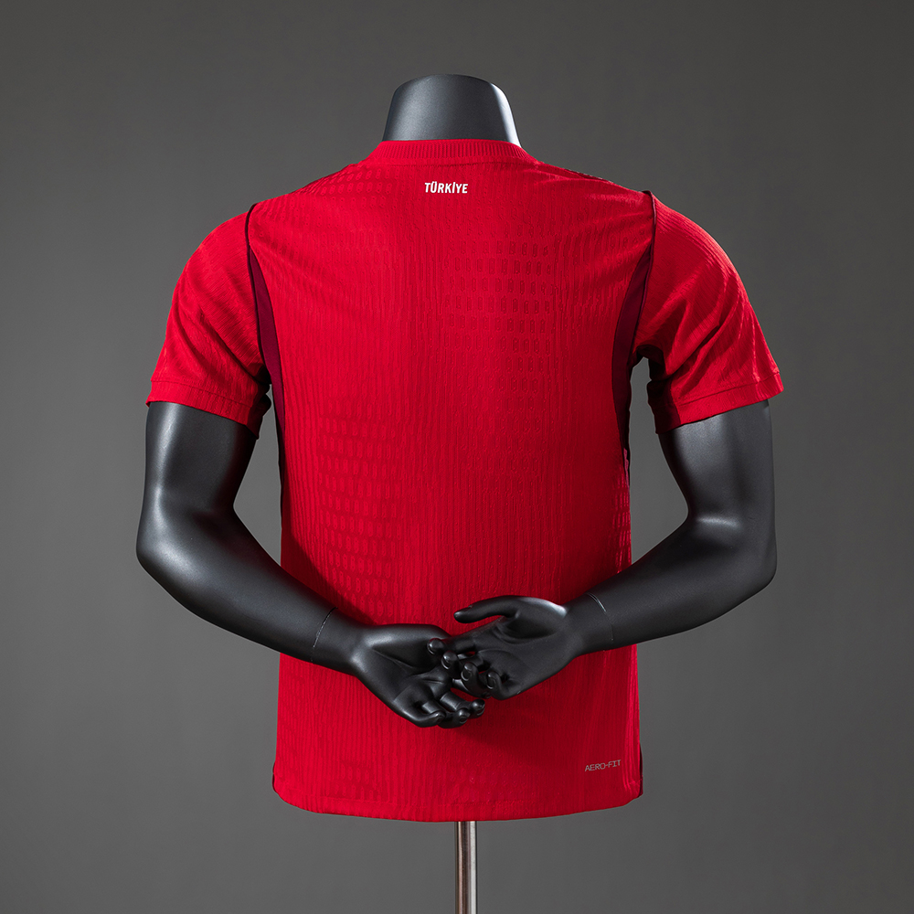 Turkiye 2026 Home Player Version Jersey Foto 2